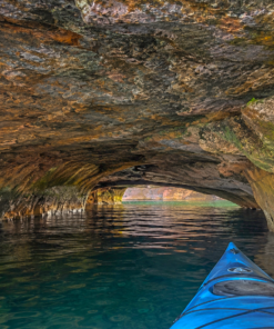 Chequamegon sea caves kayak tour
