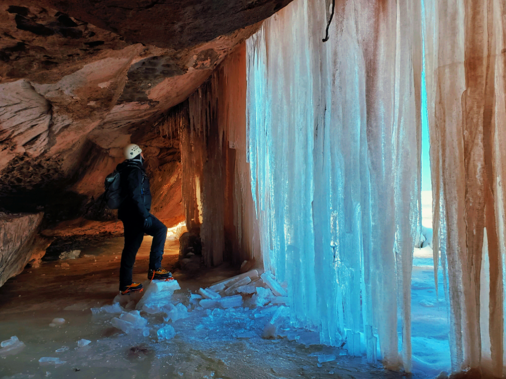 Apostle Islands Ice Caves Climbing