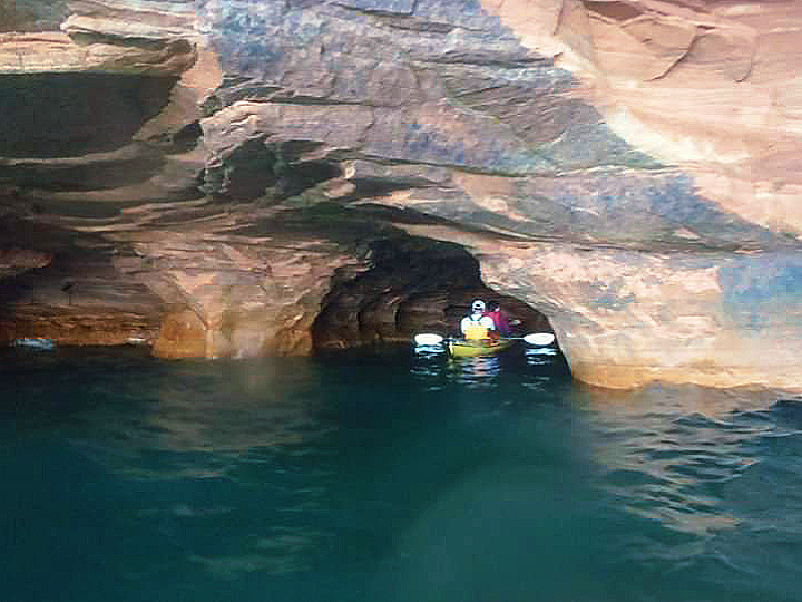 Apostle Island Kayak Tour