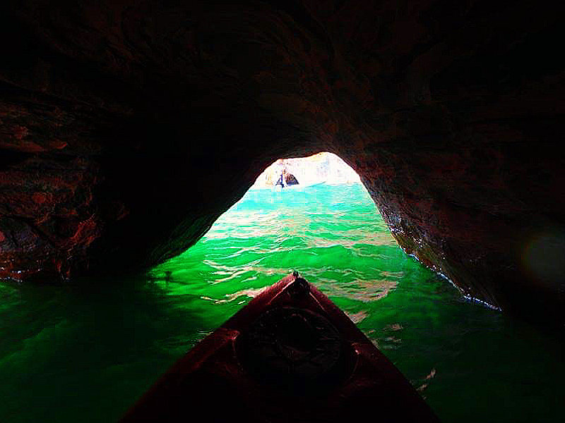 Apostle Island Kayaking