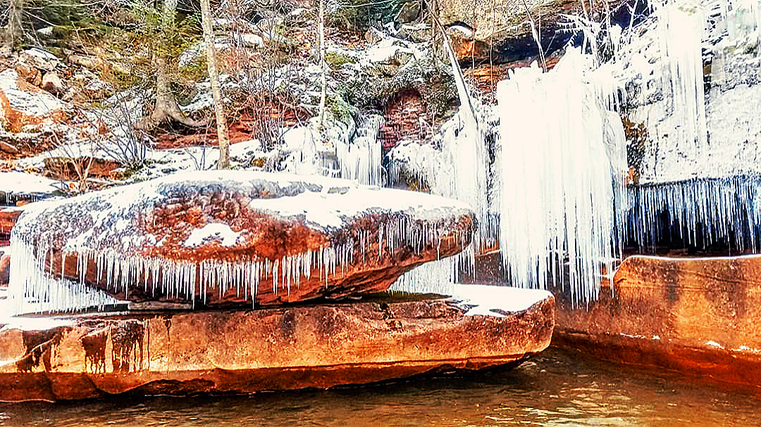 Apostle Islands Ice Caves Kayaking Roman's Point