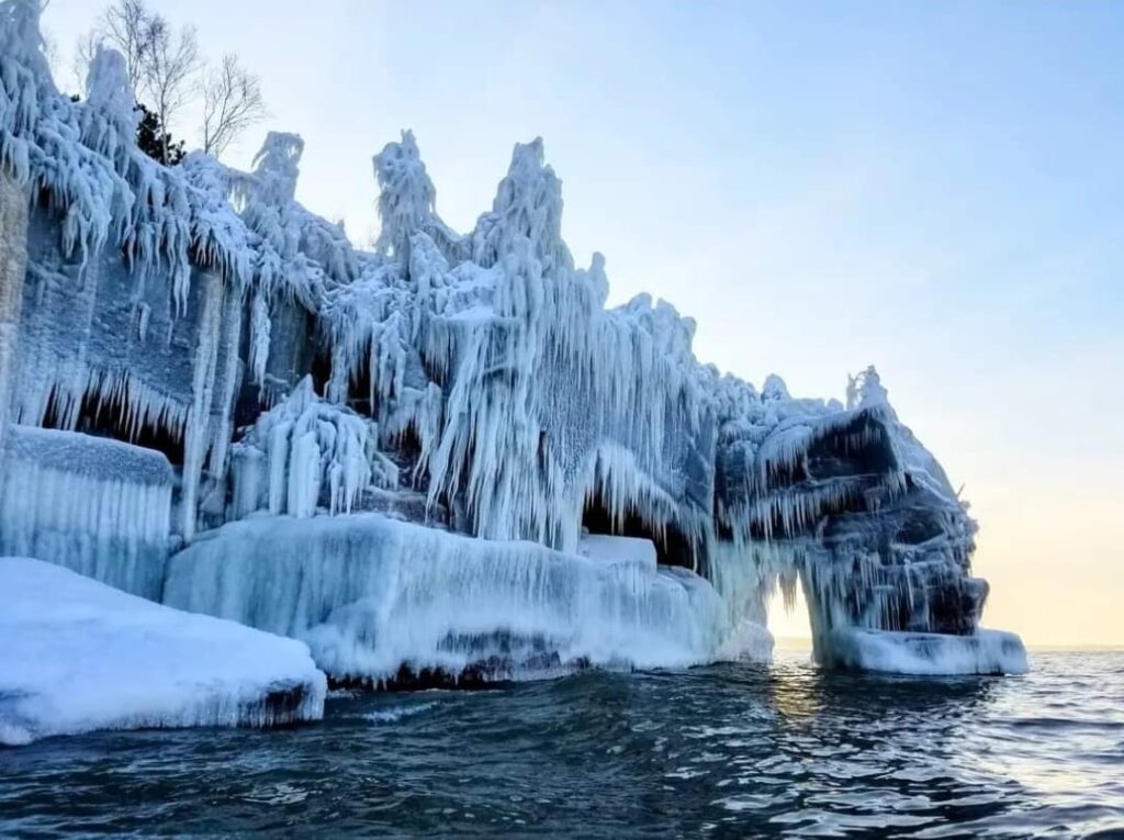 Open-Water Ice Caves Boat Tour