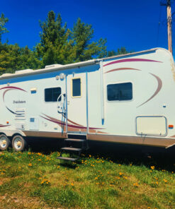 Apostle Islands Lodging 38' Camper